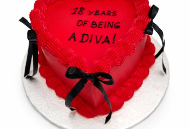 Декорирани торти за поводи /Кръщене, Годишнина, Завършване, Дипломиране/